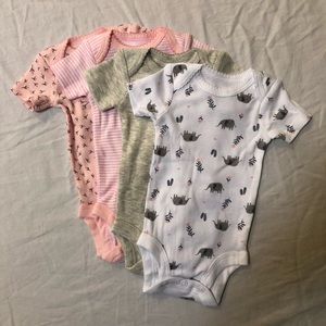 NWOT Premie onesies, bundle of 4